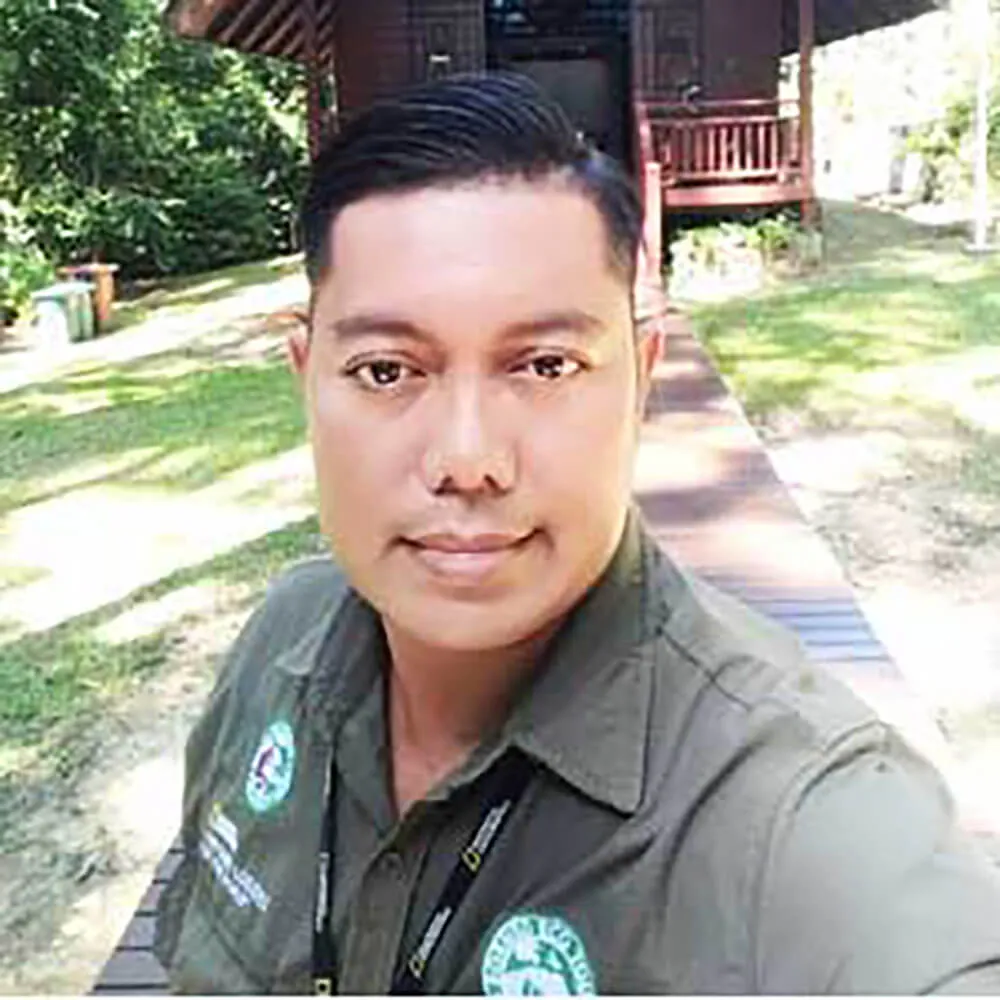 Specialist Guide - Jumaidi Bin Amil Hassan