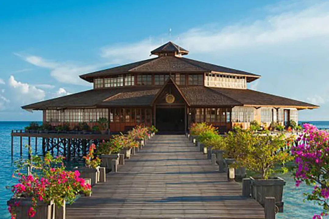 Lankayan Dive Resort