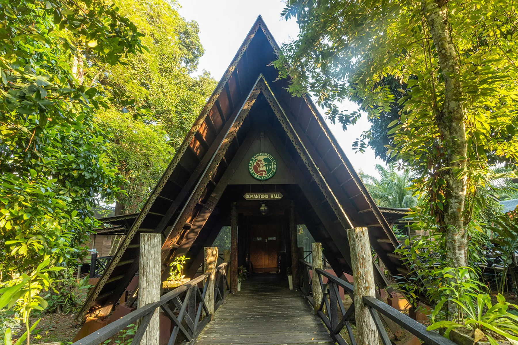 Gomantong Hall