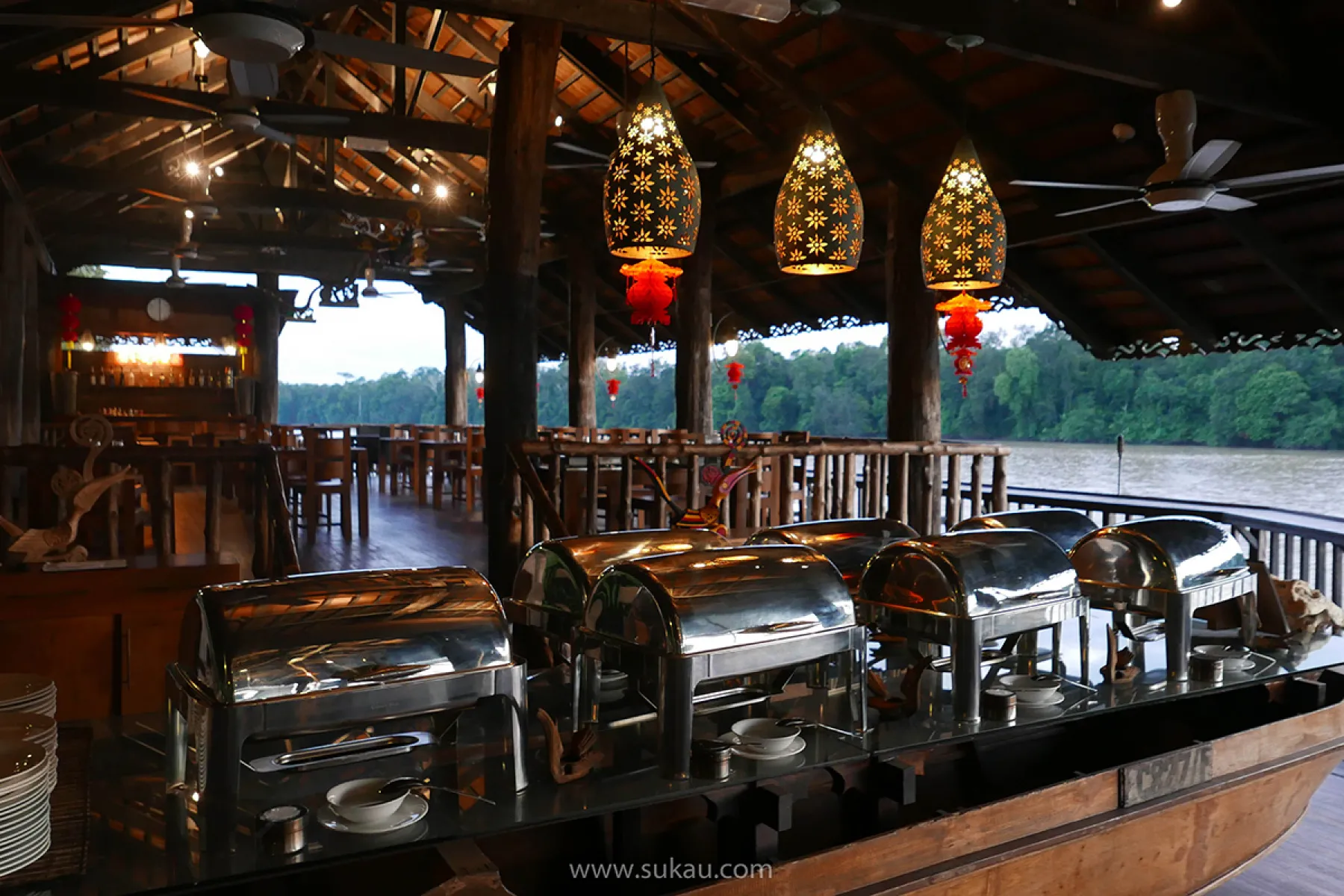Melapi Restaurant overlooking Kinabatangan River